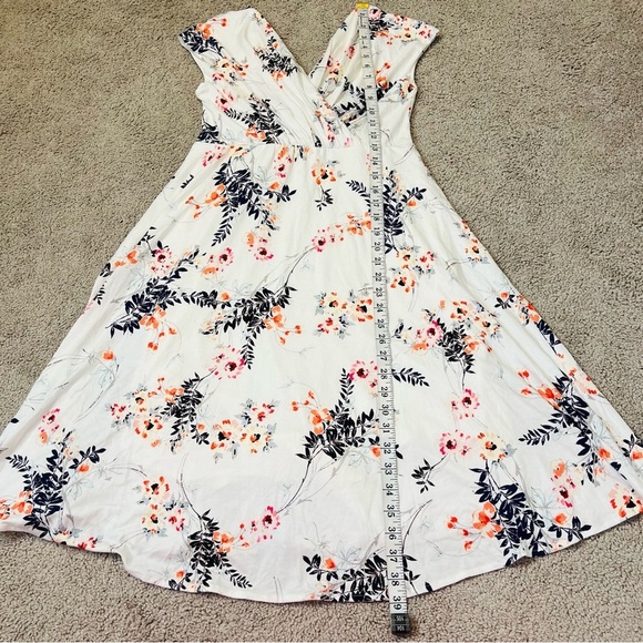 Tiffany Rose Maternity Japanese Garden ALESSANDRA JERSEY DRESS. Size 6/8. - Picture 14 of 16